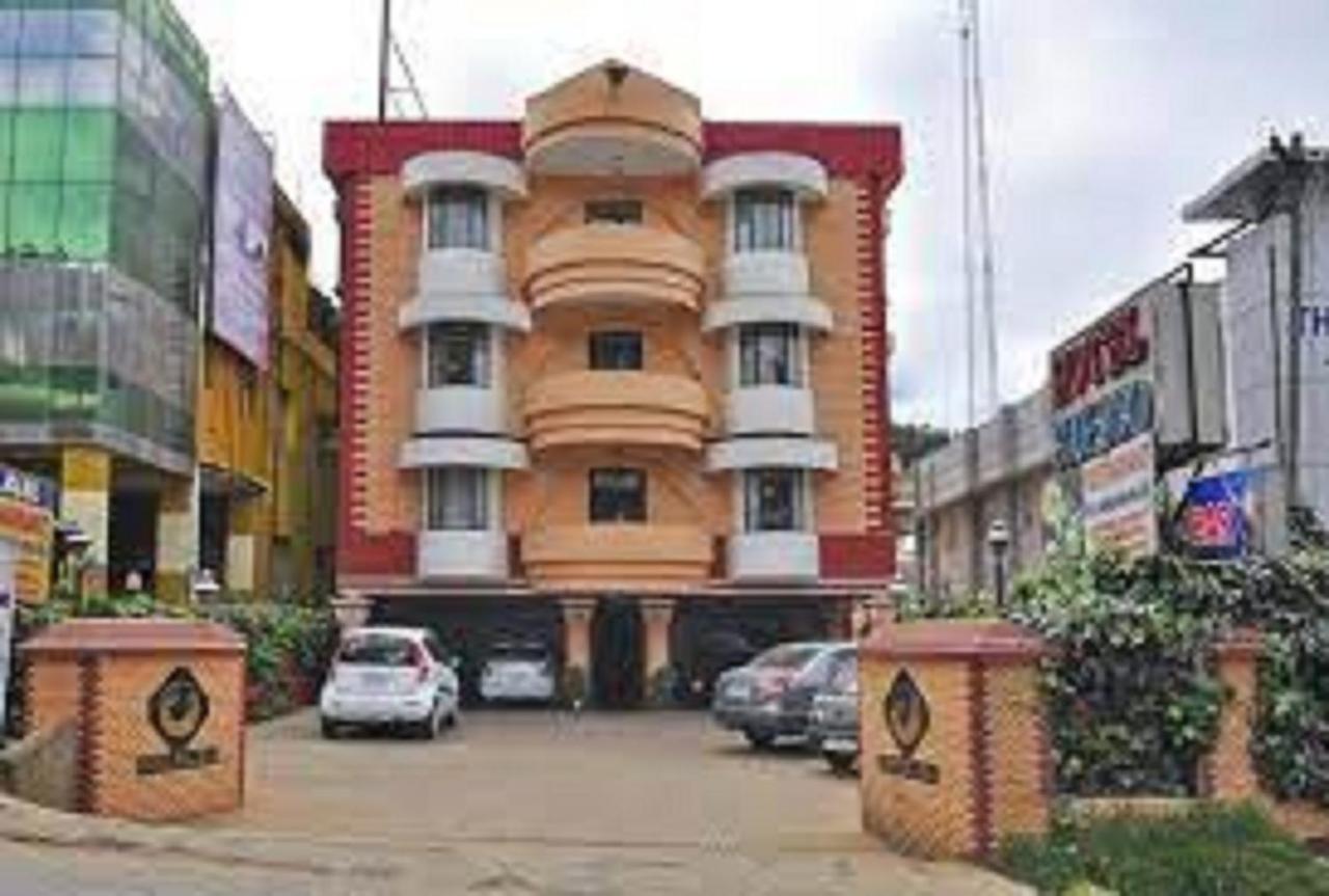 Hotel Blue Bird Udagamandalam Exterior foto